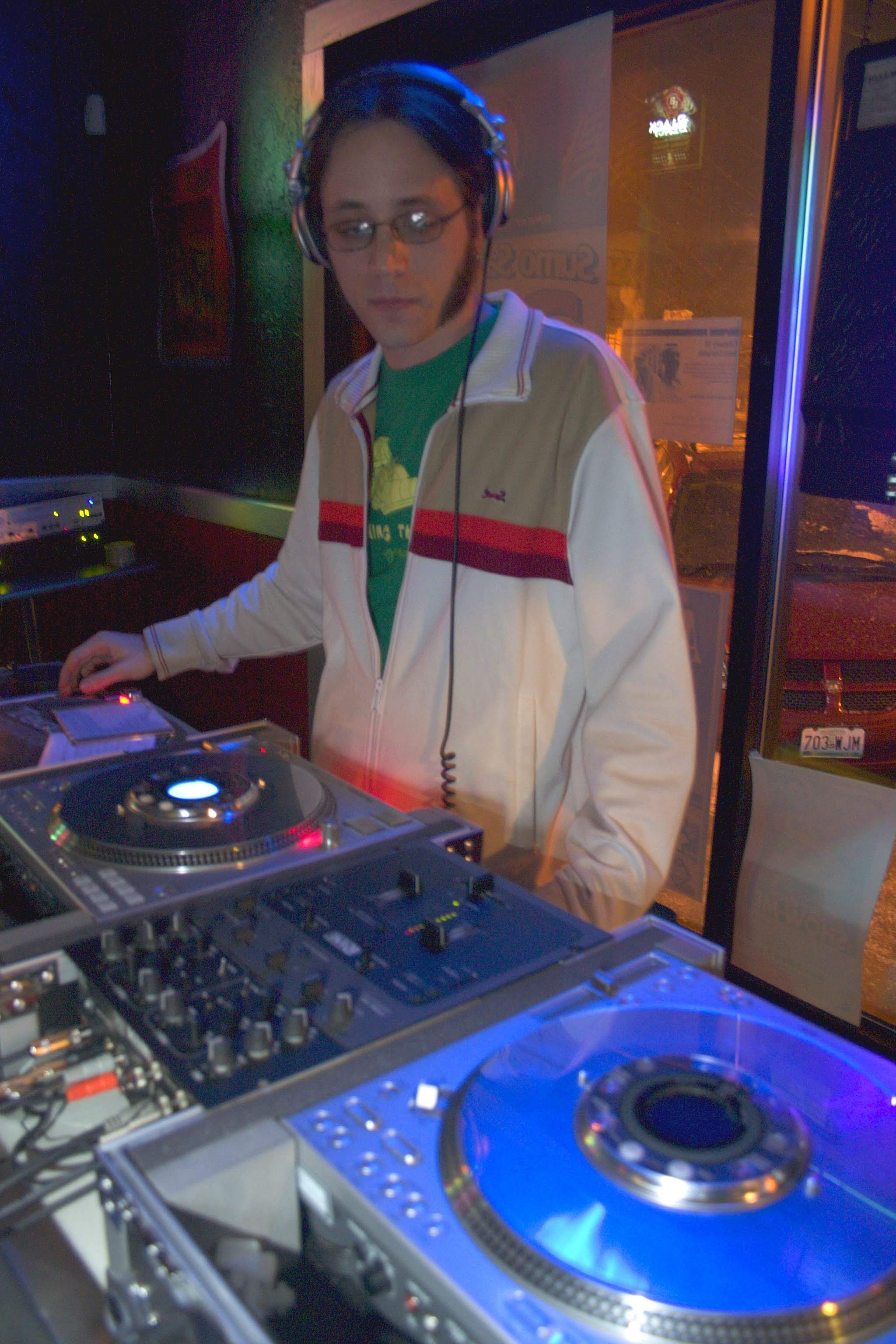 2006-02-11 SUMO @ Traffic Sushi Bar cover
